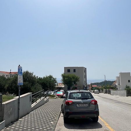 Apartment Lucija - Cozy Flat In The City Center With A Sea View & Parking มาคาร์สกา ภายนอก รูปภาพ
